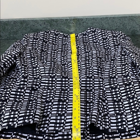 Jones New York cropped black/white blazer - Picture 8 of 8